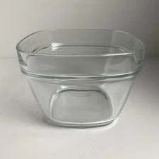 Rubbermaid 5.5 Cups / 1.3 L 7N64 Glass Food Storage Container USA *no lid*