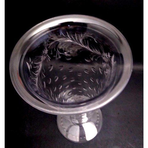 Hawkes Crystal Marcella Vase - Picture 2 of 11