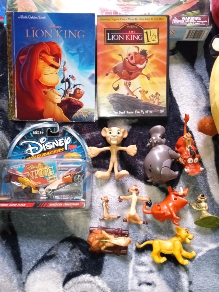 Король Лев DVD + коллекционные предметы лот - Simba-Pumbaa-Timon-плюшевый - Изображение 3 из 4