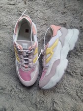 Högl Manhattan Sneaker für Damen sich in einem Farbenfrohen Design