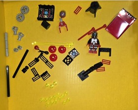 Vtg Lego Space Spyrius 6949 Robo-Guardian Robot PARTS ONLY 332pcs 1 Mini figure