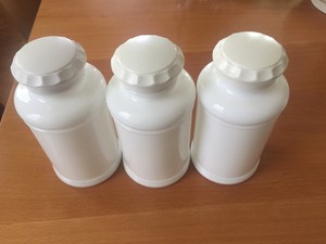Vintage 5 White Milk Glass Apothecary Jars Plastic Top Set Of 3 Ebay