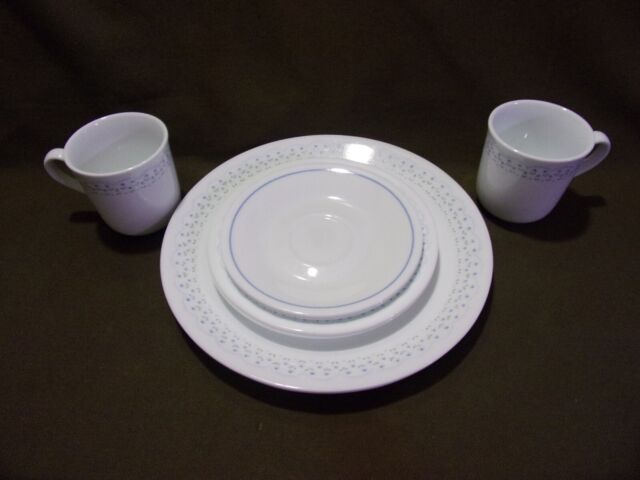 Service For 2 Corelle Garden Row 4pc set 8pc total PY8193 Service For 2 Corelle Garden Row 4pc set 8pc total PY8193