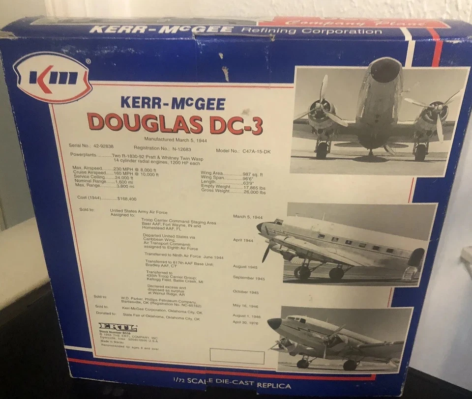 Avión fundido a presión Ertl B538 Kerr-McGee Douglas DC-3 Company escala 1/72 caja original Foto 3 de 4