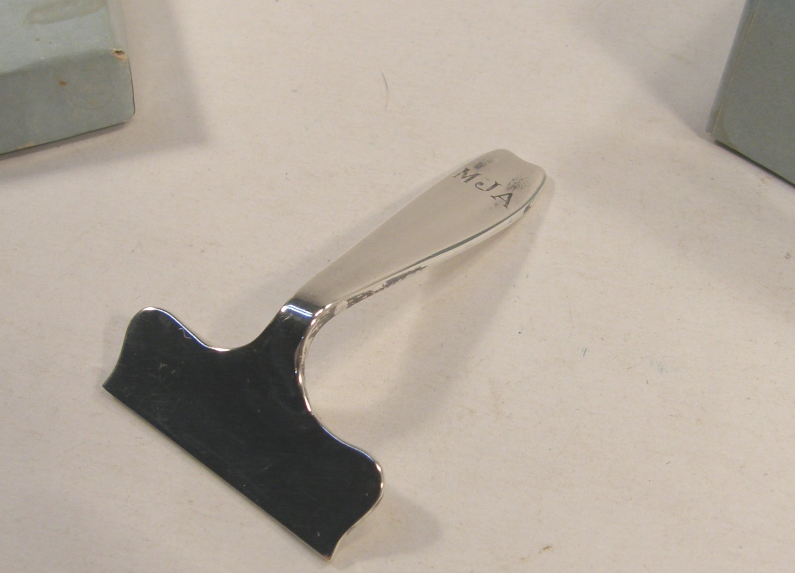 VINTAGE 1940's TIFFANY & CO STERLING SILVER CORDIS BABY FOOD PUSHER IN BOX MONO