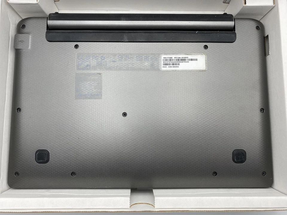 Acer Aspire Switch 11.6" Intel M 5Y10c 4GB RAM 128GB SSD Win 10 (NT.G74AA.002) - Image 4 of 4