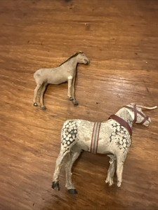 2 Vintage/Antique Toy Horse Figures 1 Paper Mache stick leg Horse AS IS