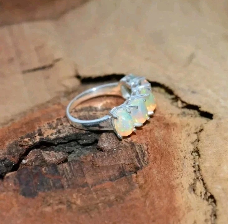 Anillo de ópalo etíope Welo piedras preciosas hecho a mano joyería de plata de ley 925 para mujer Foto 4 de 4