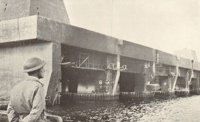 U-Boot Kugelschreiber bei Brest. 2. Weltkrieg. Bunker. Schlacht im Atlantik 1954 Druck