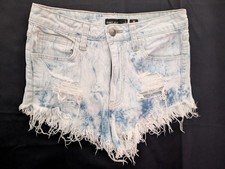 Hidden Jean High rise Mom Shorts, Size M (6) 27-28”, super Frayed, Made in USA