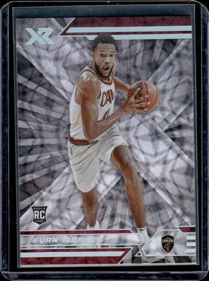 Evan Mobley Rookie 2021-22 Chronicles XR Asia Exclusive RC Parallel #380