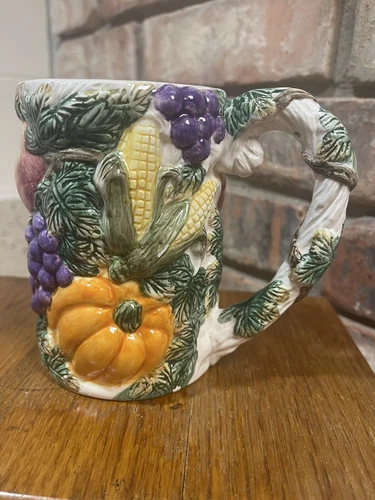 Fitz & Floyd Omnibus Harvest Bounty Mug Raised Design  12oz  1993