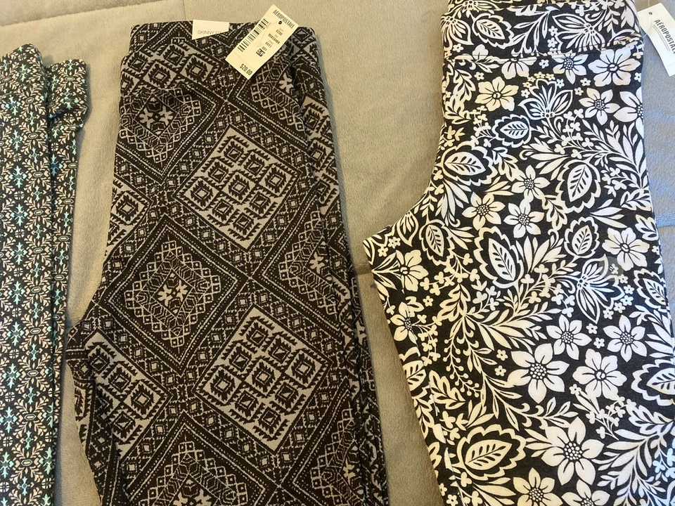 Lote de 3 leggings Aeropostale nuevos talla pequeña nuevos con etiquetas Foto 3 de 4