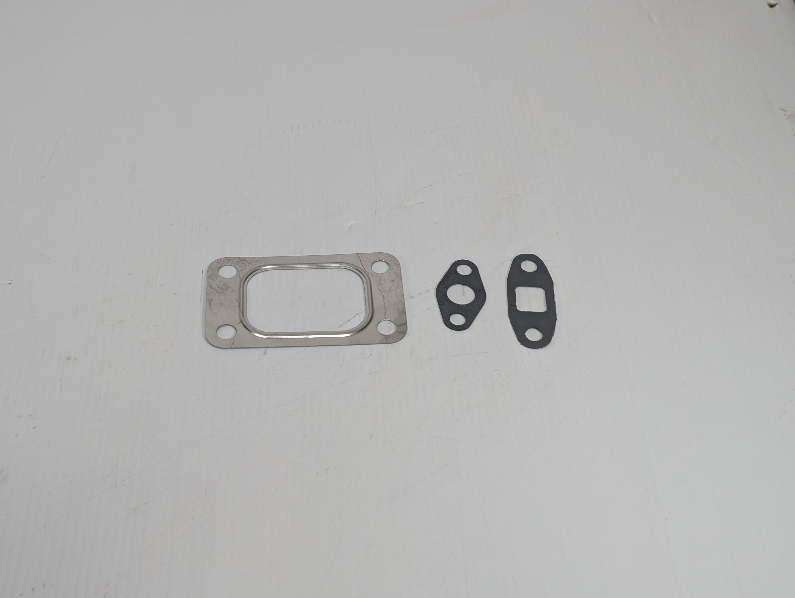 Borgwarner T04B Turbo. Includes Gaskets. Model Number: T04B P/N: 313098  