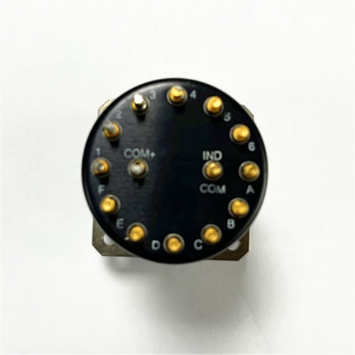 Narda SEM163 RF Coaxial Switch 28VDC DC-18.0 GHz NEW - Picture 2 of 3