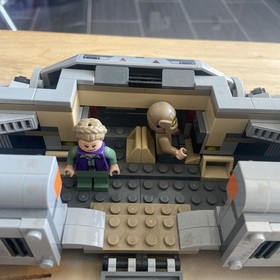 Star Wars Resistance Troop Transporter 75140 Built Set Complete with Minifigures