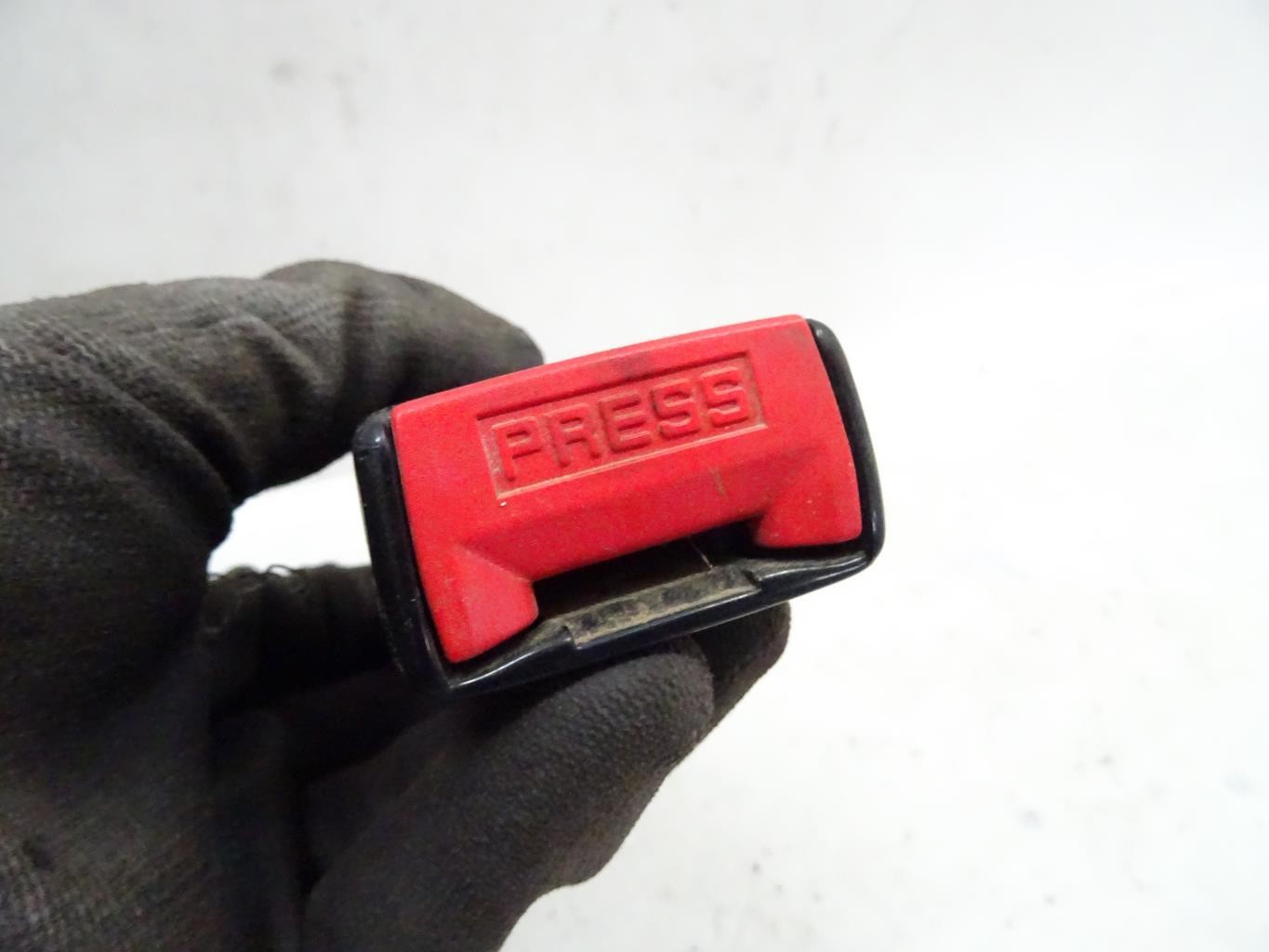 SEAT BELT BUCKLE LEFT REAR Renault Express/Rapid/Extra Van 1.9 D (F8Q-682) thumbnail 4