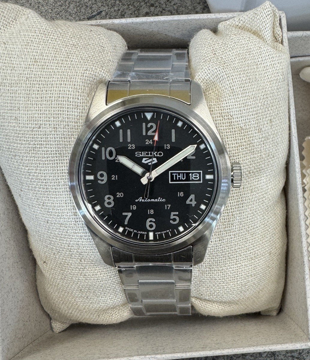 SEIKO 5 AUTOMATIC /黒文字盤/ホログラム Amazon.com: 5 SPORTS（ファイブスポーツ） Seiko 5 Sports