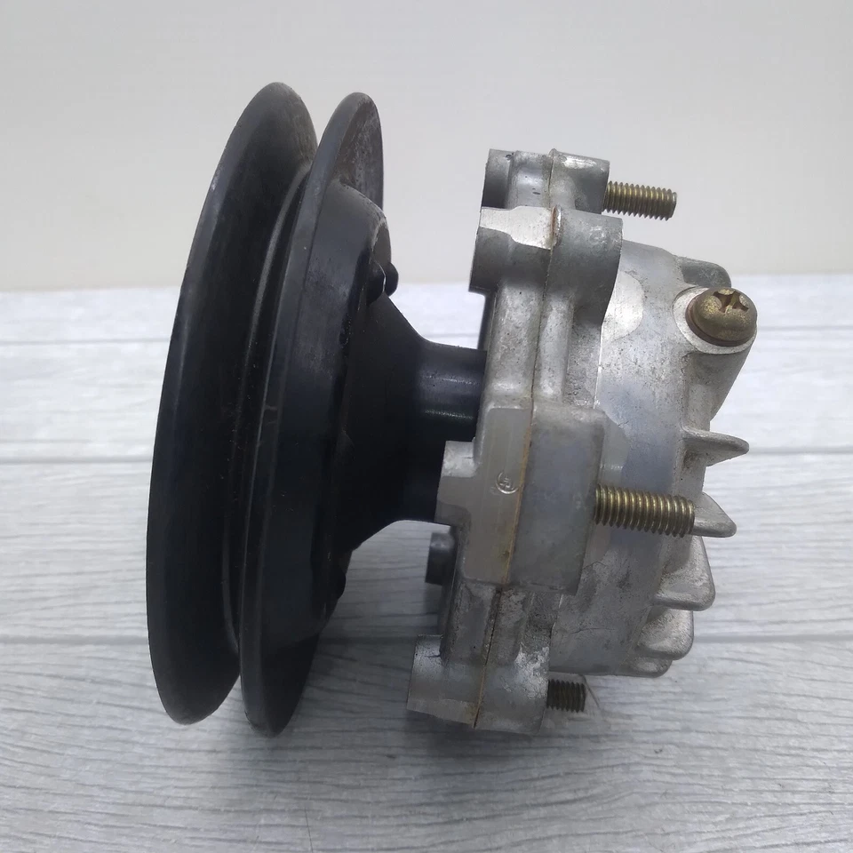 Conjunto de bomba de agua para Toyota Crown MS85 1978 NUEVO EN STOCK genuino Foto 3 de 4