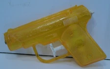 VINTAGE 250 REPEATER WATER SQUIRT GUN PISTOL ORANGE TRANSLUCENT PARK PLASTICS