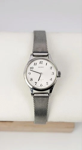 Vintage Seiko 2559-0020 • 24 Jewels Manual Wind Ladies Watch • Mechanical