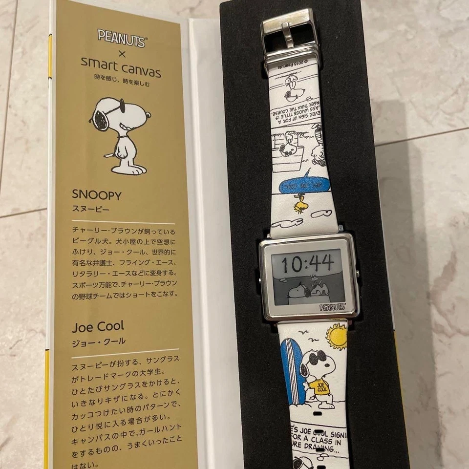 Reloj Pulsera Digital EPSON × PEANUTS Limpio Cinturón Cuero Marrón Foto 3 de 4