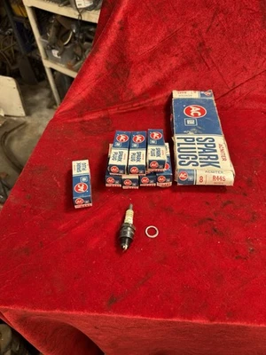 8 GM NOS AC ACNITER R44S fire ring spark plugs 5612072 1969 1970 GTO RAM AIR 400 - Bild 1 von 4