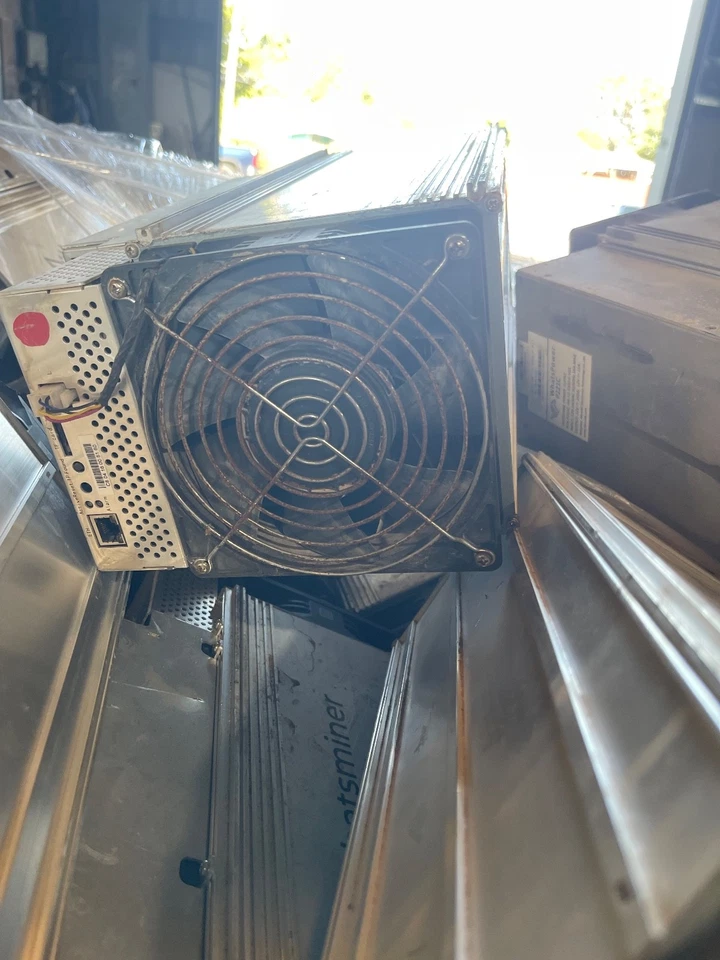 MicroBT Whatsminer M30S 90th - Located in USA - Image 4 of 4