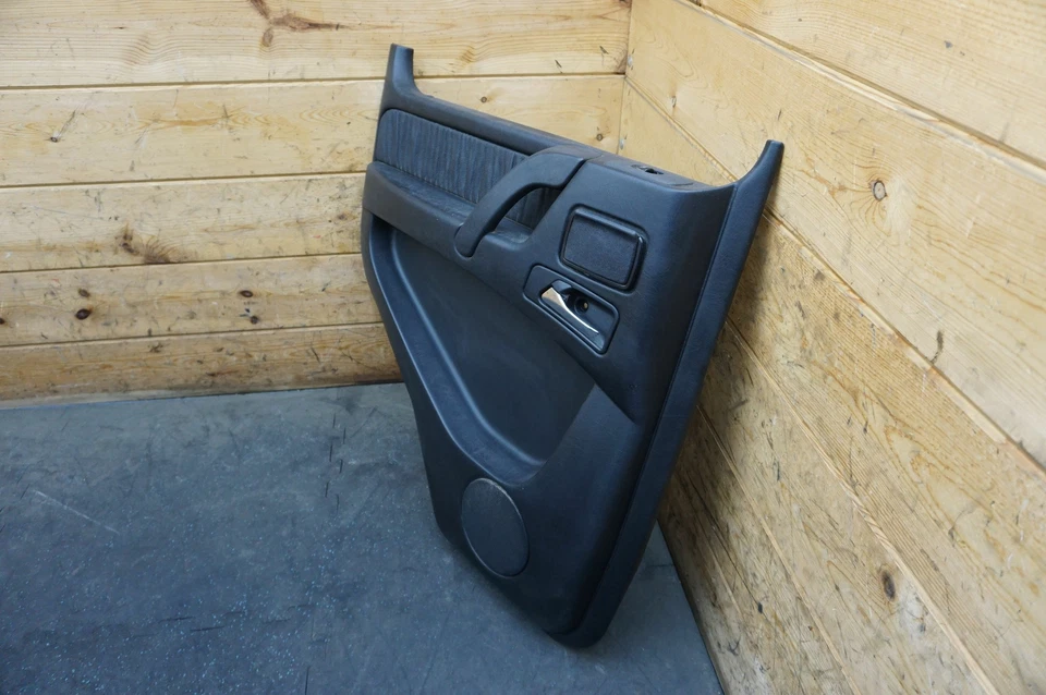 Guarnição de porta traseira esquerda preta 4637304670 9A84 OEM G500 G55 W463 2002-05 * NOTA * - Imagem 2 de 4