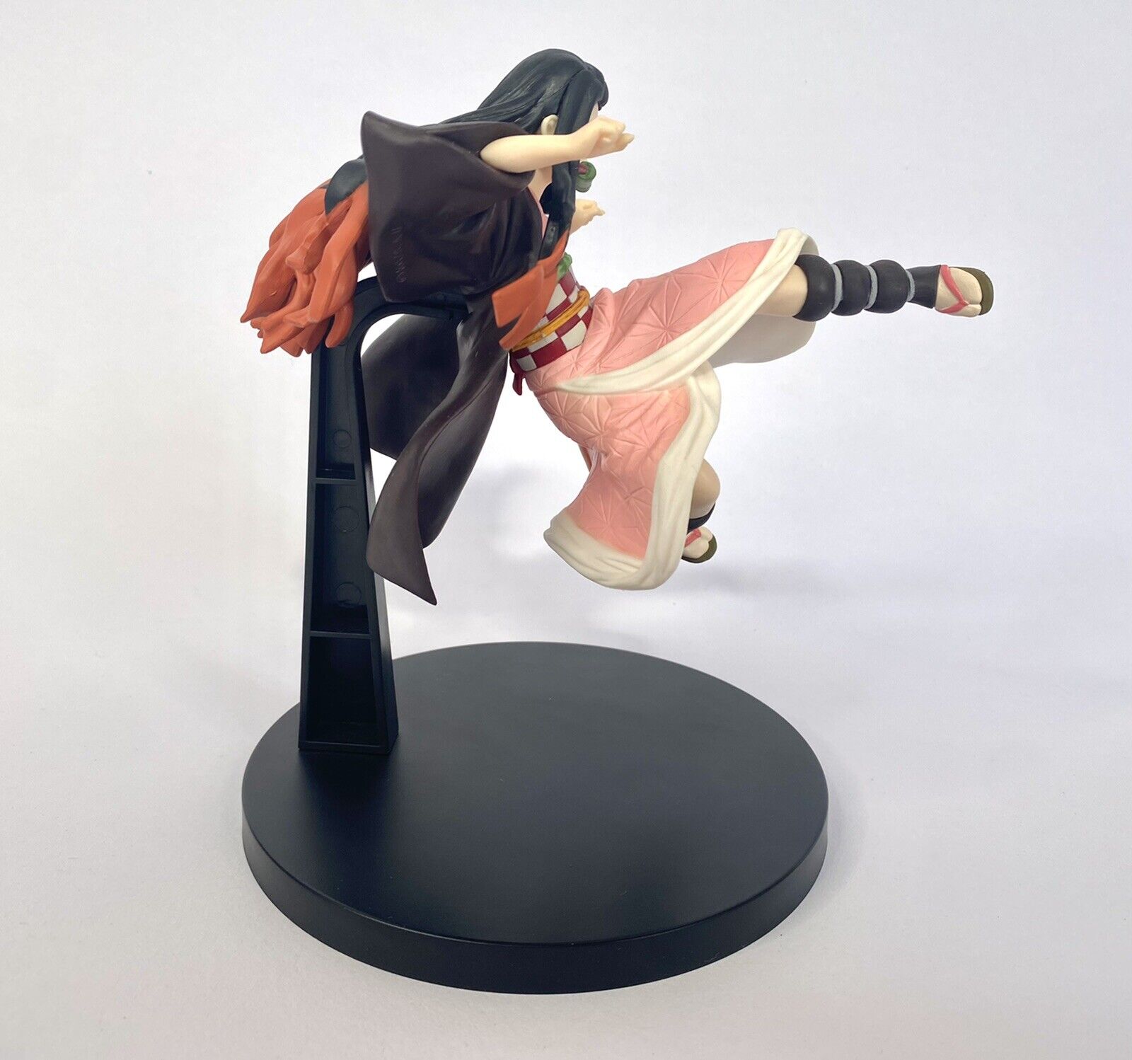 Boneco Demon Slayer Kimetsu no Yaiba Nezuko Kamado Oni Vibration Stars  Bandai Banpresto