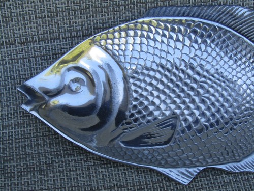 MEXICAN PEWTER FISH PLATTER - Picture 2 of 5