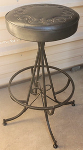 DAYSTROM FURNITURE Spanish Revival WROUGHT IRON Vtg 1972 Swiveling Bar Stool (C)