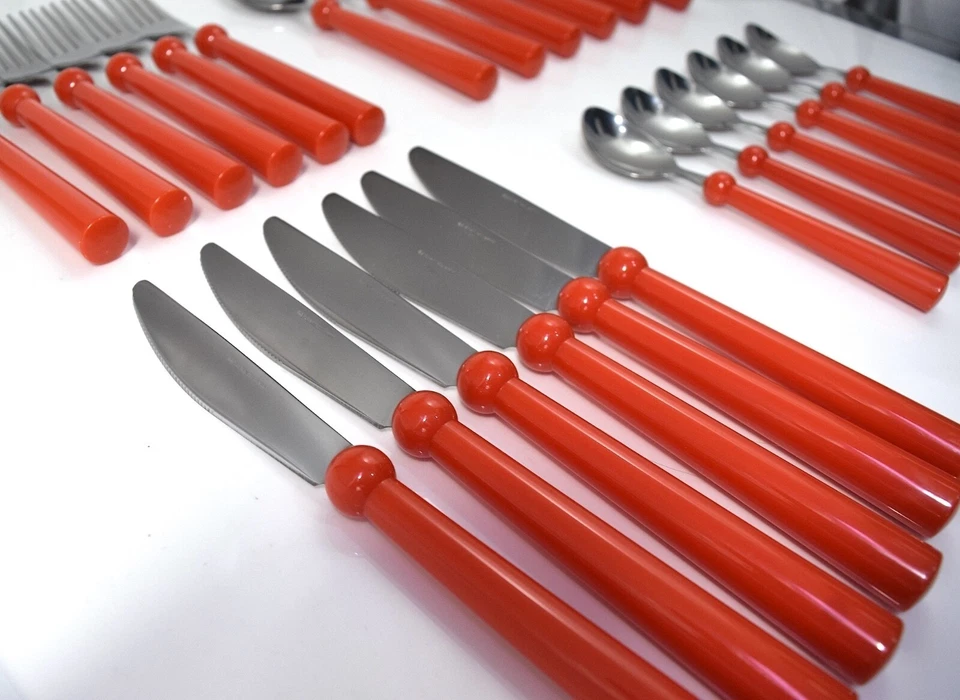 Ikea Grammatik Besteck 24 tlg 6 Personen Retro Edelstahl roter Kunststoff - Bild 3 von 4