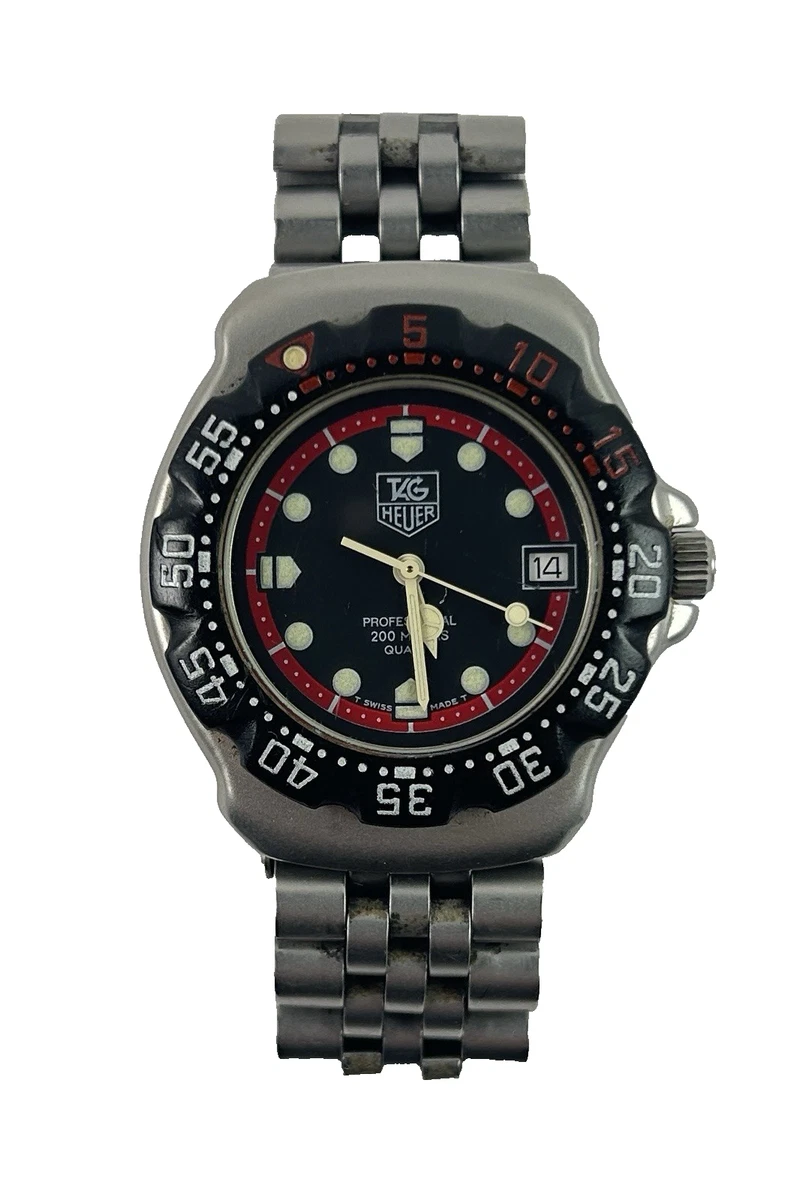 TAG Heuer Formula 1 Men 200 m (20 ATM) Water Resistance
