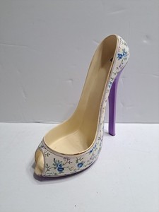 Floral Pattern Stiletto Wine Bottle Holder