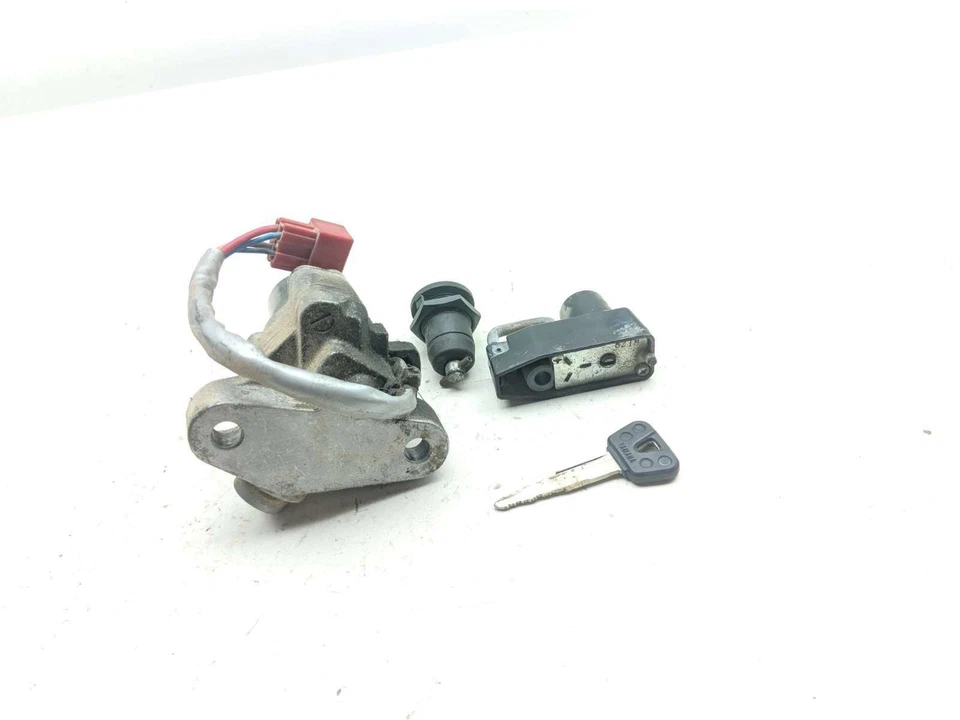 08 Yamaha V Star XVS1100 Lock Set Ignition Switch And Key - Image 3 of 4