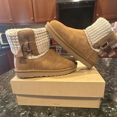 Ugg Classic Solene Mini Suede Boot Womens Size 7 Tan MSRP $150