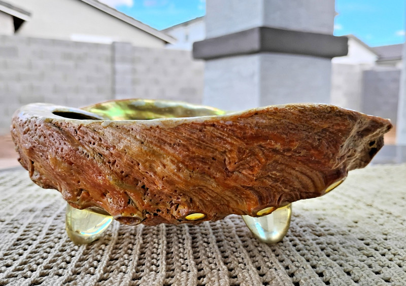 Big Red Ocean Abalone Iridescent Sea Shell 7-3/4” x 6” Mother Of Pearl Seashell