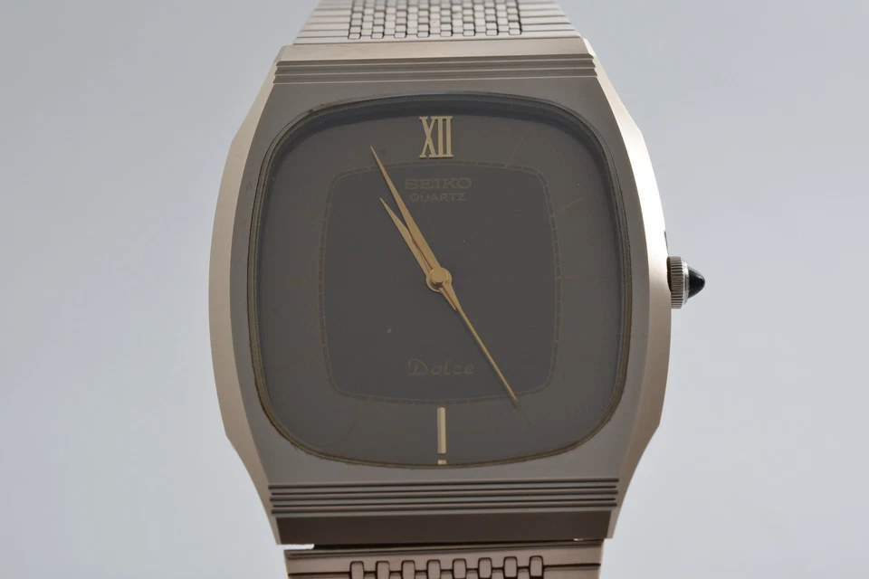 Vintage [NEAR MINT] SEIKO Dolce 5931-5450 Gold Tank Quartz Mens Watch From JAPAN - Image 4 of 4