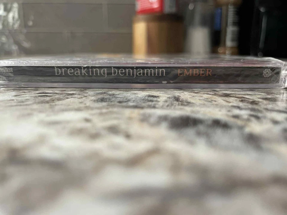 Breaking Benjamin Ember CD New Sealed Rock 2018 Hollywood Records Music Foto 2 de 3
