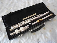 Gemeinhardt 2SP Top Student Flute Reconditioned Ready to Play Plays Great Sweet