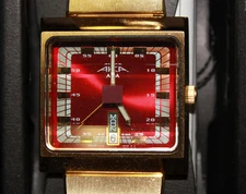 ALBA AKA MEN'S STAINLESS QUARTZ WATCH NEW OLD STOCK DEMO RETRO AFX006P GOLD TONE