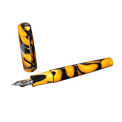 New Delta Dolcevita Masterpiece Fountain Pen Orange/Black/Gold