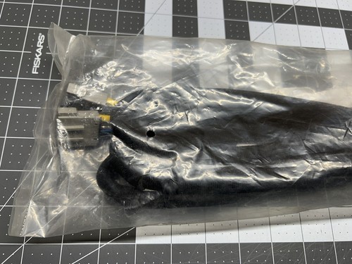 BRAND NEW Genuine OEM Rear Antenna Cable for 2021-2024 Genesis GV80 models - Picture 2 of 4