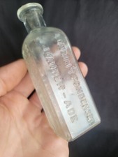 Old Lundin's Juniper Ade?Antique Chicago, ILL Enbars Sirup Bottle!