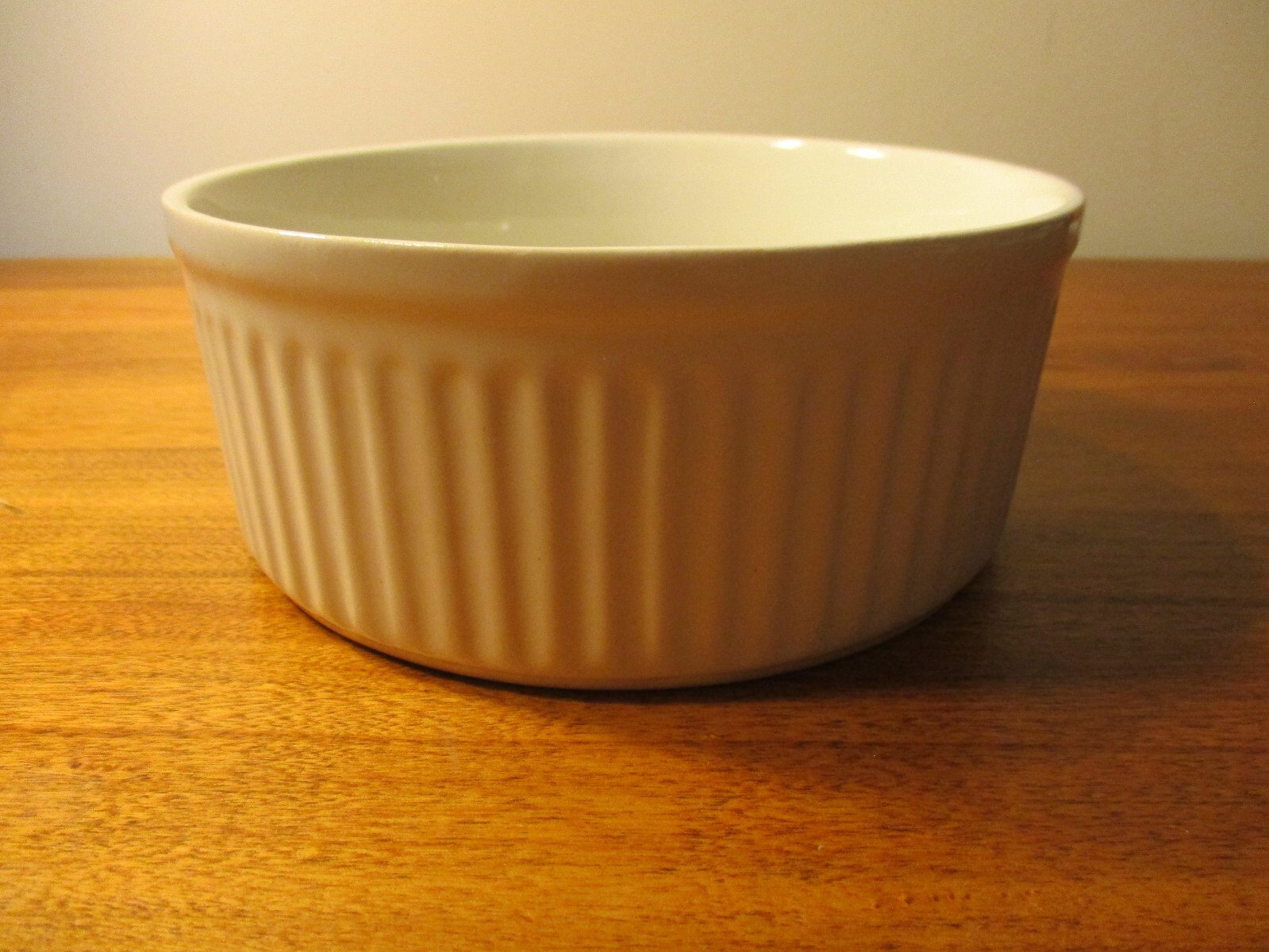 Vintage Ulster Ceramic Strawberry Dish. 6 in. D. 2.5 in Depth. eBay