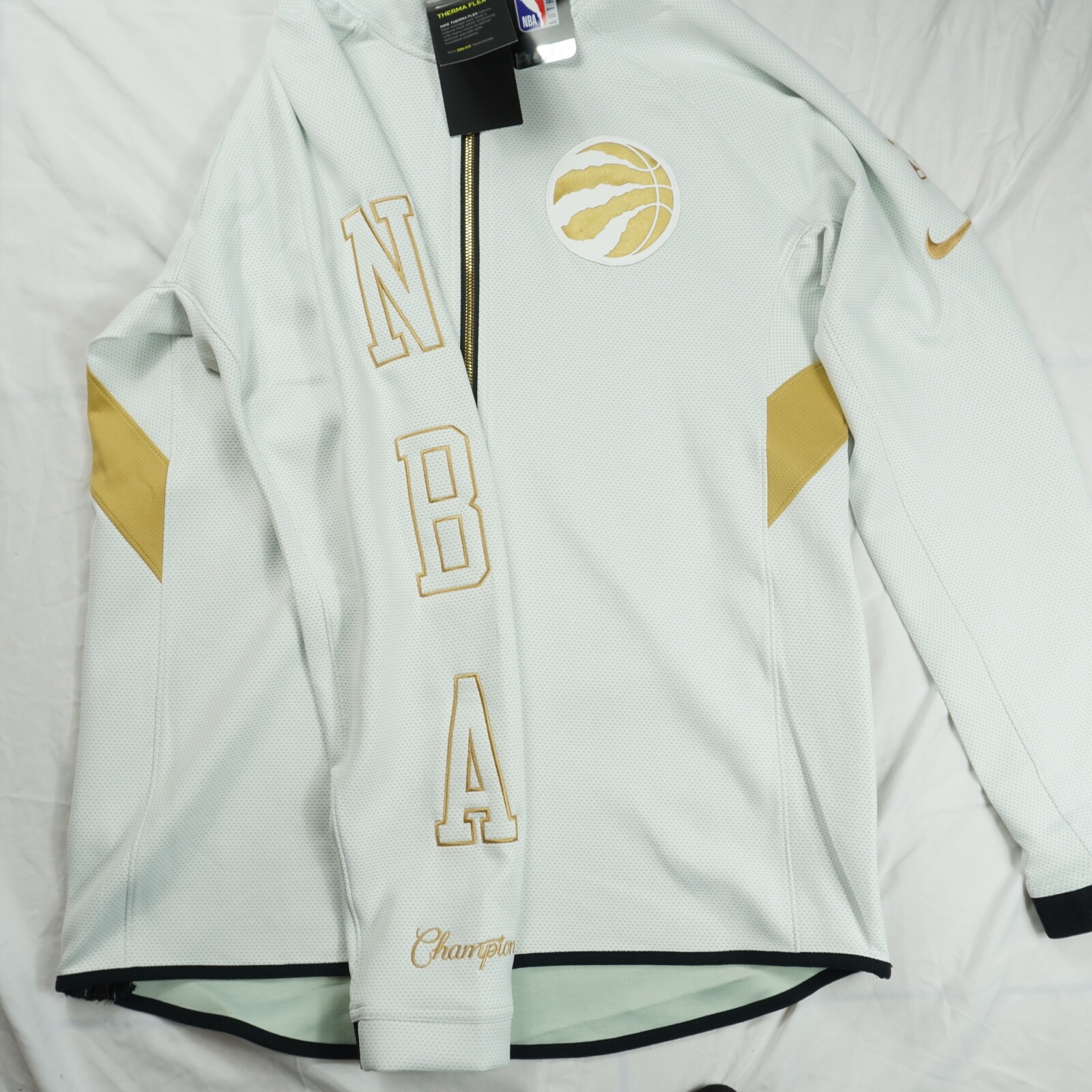 nike therma flex raptors