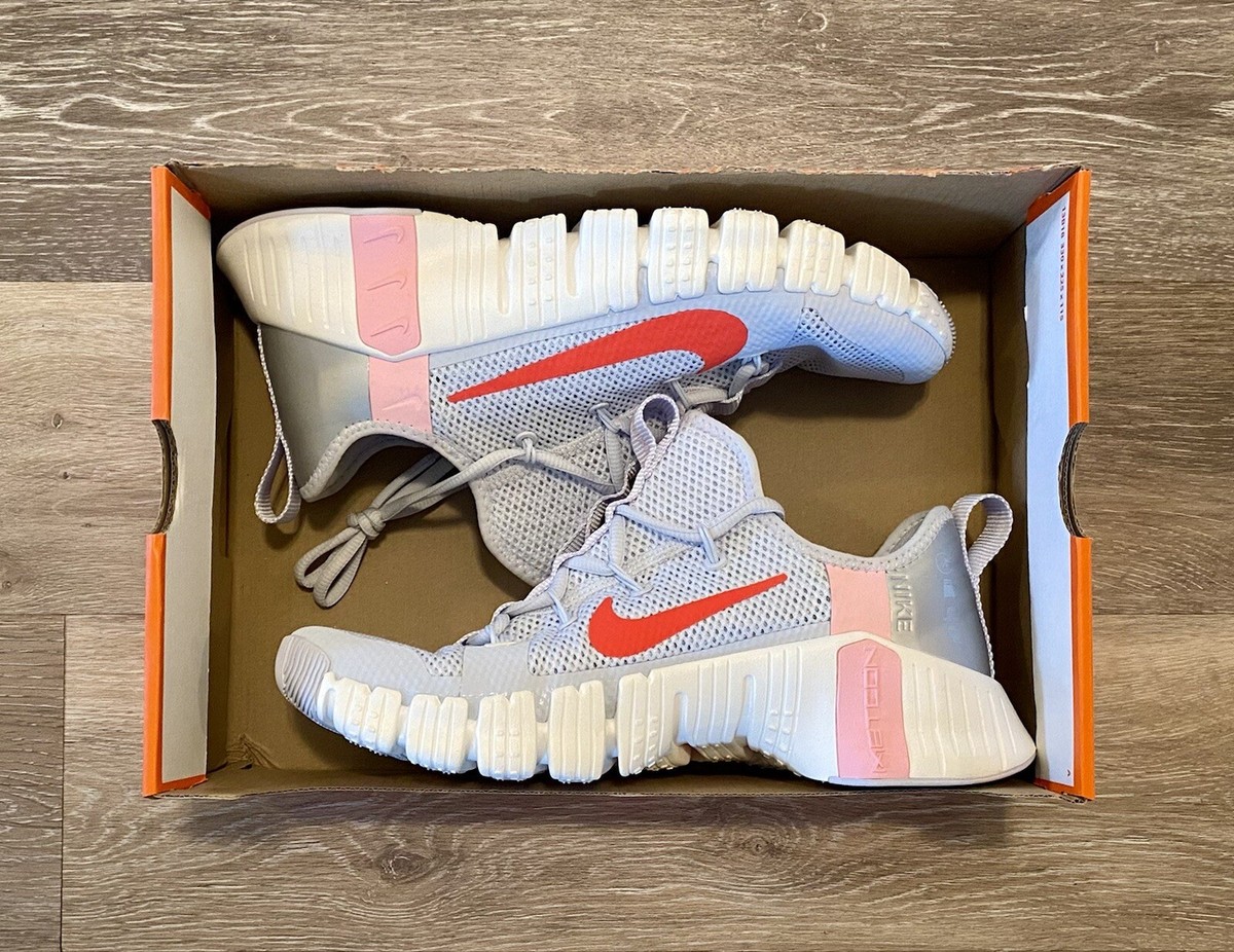 Nike Free Metcon 3 Football Grey Bright Crimson CJ6314-006 Women's