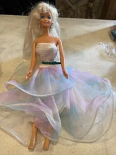 VINTAGE ANGEL PRINCESS BARBIE DOLL. No wings 1996 - Mattel 15911