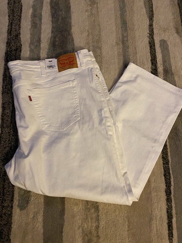 NWT LEVI STRAUSS & CO LEVI'S 541 ATHLETIC FIT TAPER LEG WHITE JEANS 52 X 30